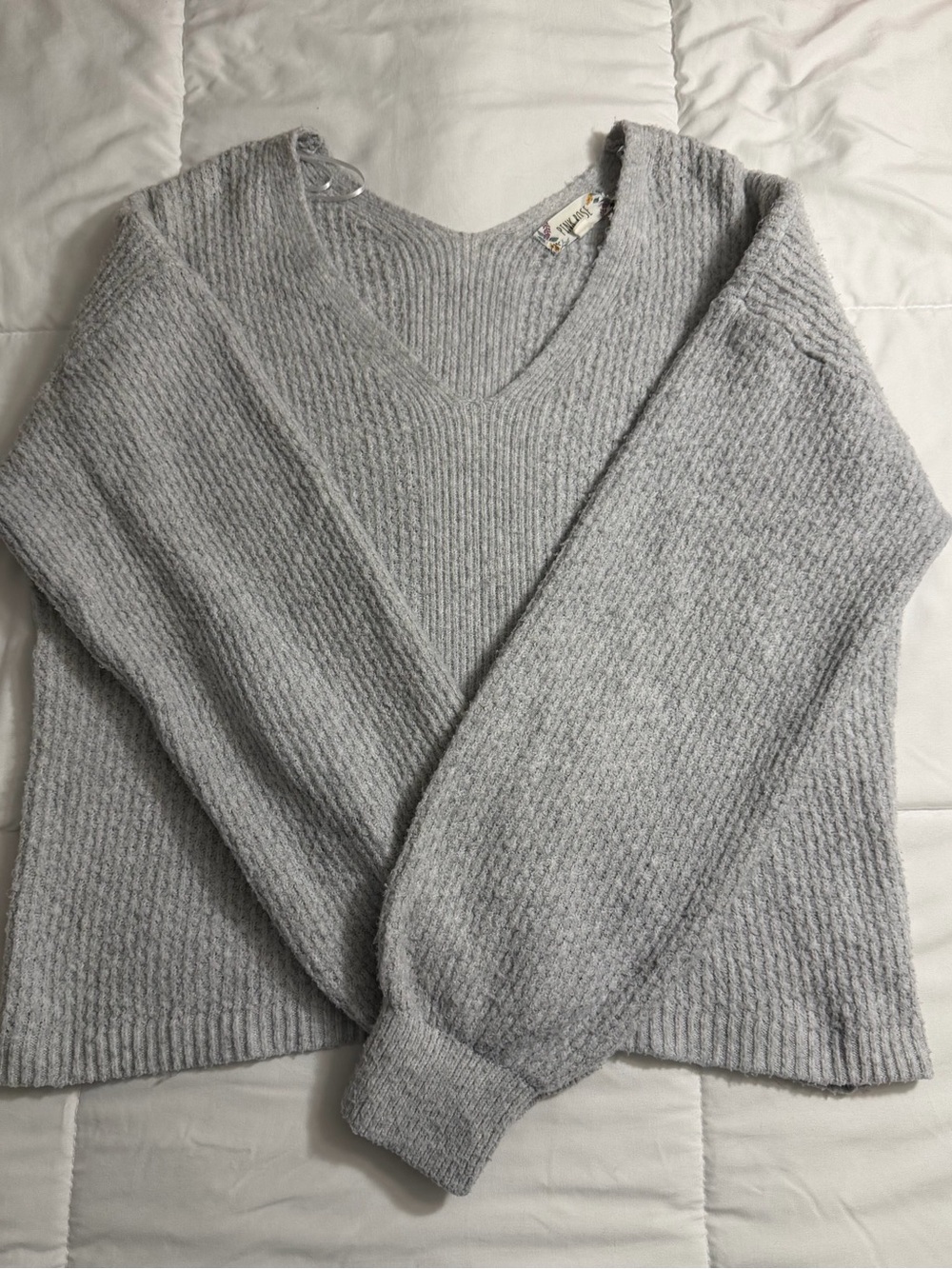Pink Rose Light Gray V-Neck Ribbed Sweater